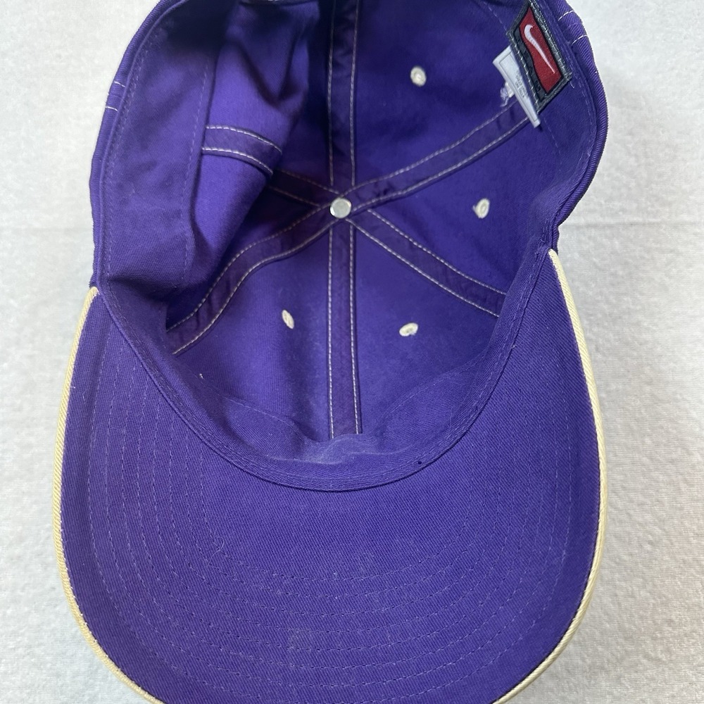 Vintage Nike Washington Huskies Hat Purple Gold Flex Fit Y2K NCAA Cap One Size - Picture 4 of 7